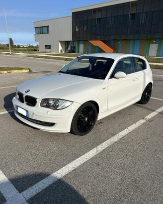BMW 123d E81 3 porte – 204 CV