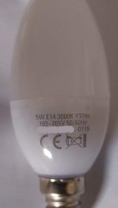 Lampadina a LED E14 forma candela 5W luce calda