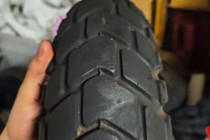 Coppia gomme Pirelli SL60 per scooter (120/90-10 e