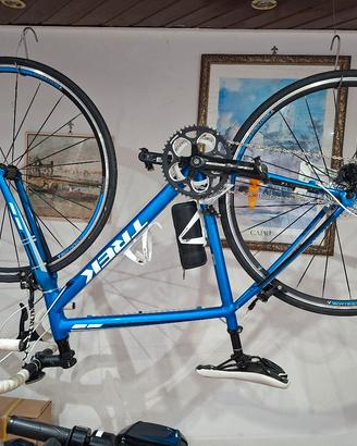 bici da corsa trek
