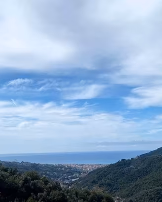 Leivi-Appartamento vista mare con box e posto auto