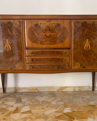 Mobile bar stile Chippendale anni 50