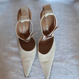 Scarpe in camoscio con cavigliera color panna