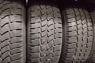 Gomme Usate semi-nuove TAURUS 215 65 16 109/107 R