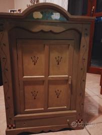 comodino porta giochi