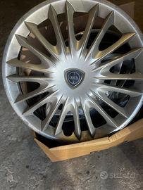 Set 6 Copricerchi Borchie 15" Lancia originali gri