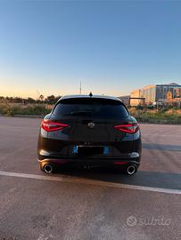 Alfa Romeo Stelvio Q4