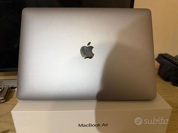 MacBook Air 13” 2020 i5 + Magic Mouse