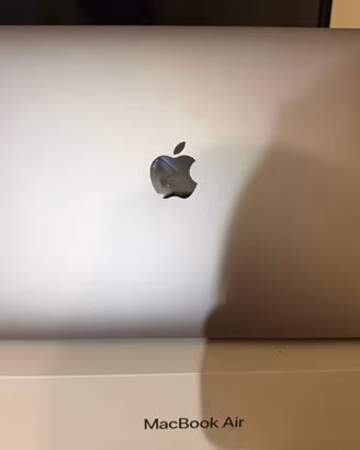 MacBook Air 13” 2020 i5 + Magic Mouse