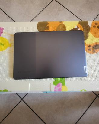 Chromebook Lenovo IdeaPad slim 14 pollici
