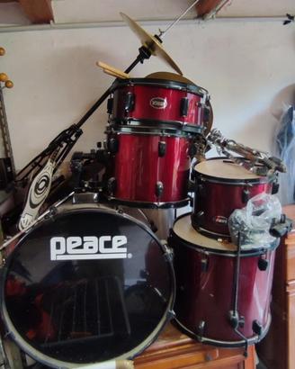 Batteria Peace con set piatti Meinl HCS