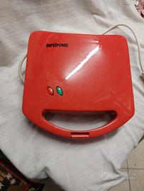 piastra elettrica per panini' toast o pizzette