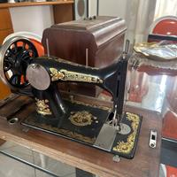 Macchina da cucire anni 50