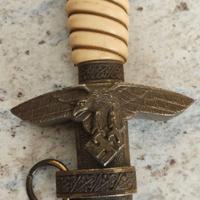 ww2 no elmetto tedesco tagliacarte