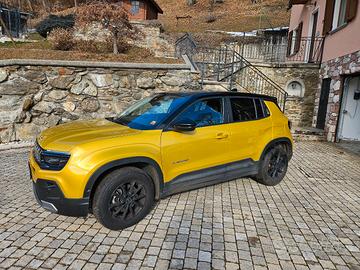 jeep avenger elettrica versione summit