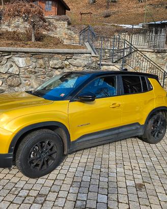 jeep avenger elettrica versione summit
