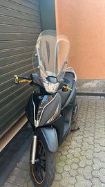 Pezzi di ricambio People s 125