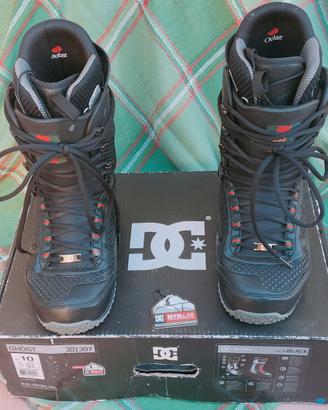 DC SHOES 