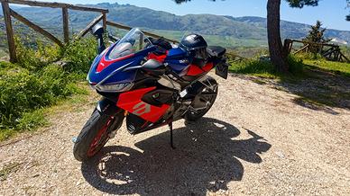 Aprilia rs 660