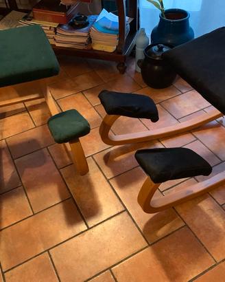 STOKKE 2 sgabelli ergonomici dondolo 