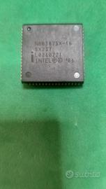 Lotto 2.2Kg Chip Vintage + Intel 387 e Zoccoli