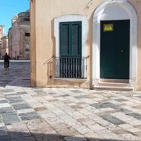 Si affitta locale per uso ufficio