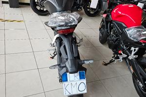 honda cb125r Km0