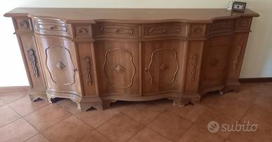 Credenza 