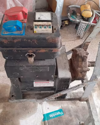 ATTREZZI PER TRATTORE 35 CV