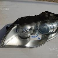 Proiettore Xenon sinistro originale Passat B6