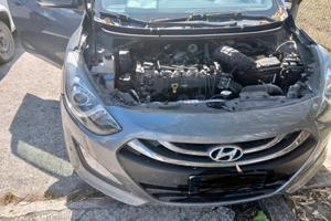 Hyundai j30 2012