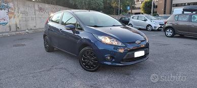 Ford Fiesta 1.2 82cv 5 porte - ADATTA NEOPATENTATI
