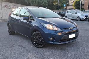 Ford Fiesta 1.2 82cv 5 porte - ADATTA NEOPATENTATI