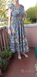 Vestito lungo estivo disegno orientale.