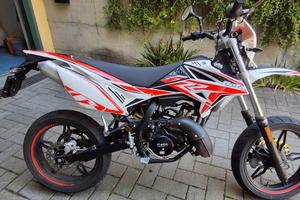 Ciclomotore RR50 cc BETA Motard