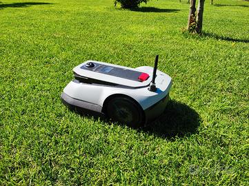 ECOVACS GOAT G1-800G Robot tagliaerba