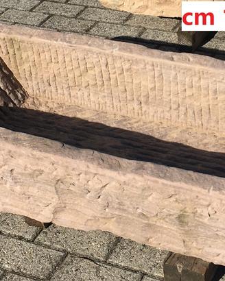 Antica vasca lavello fontana fioriera in pietra