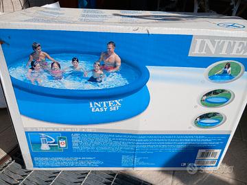 piscina Intex nuova