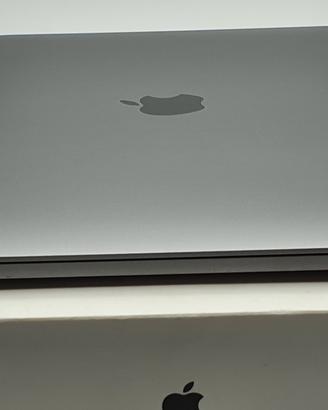Macbook pro 13 inch A1708 2017