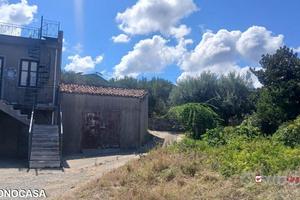 Casolare sul mare, Piano Torre