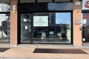 Negozio/ufficio, fronte Sempione