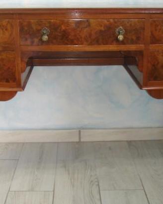 Scrivania antiquariato