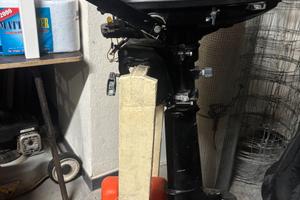 Motore fuoribordo Mercury 4CV-4tempy