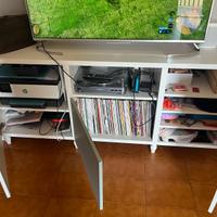 Besta mobile TV Ikea