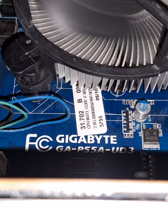  GA-P55A-UD3+ CPU Intel Core i7-860 + 4GB RAM DDR3
