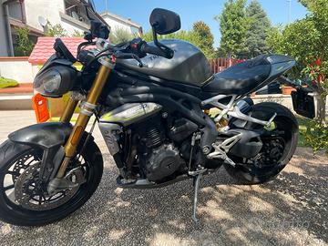 Triumph Speed Triple 1200 Rs