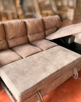 Divano con chaise longue