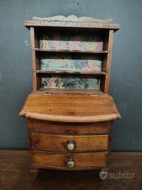 modellino piattaia con cassetti metà '800