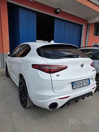 Alfa romeo Stelvio Q4