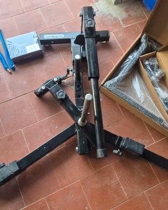 Smontagomme manuale ed equilibratore + accessori